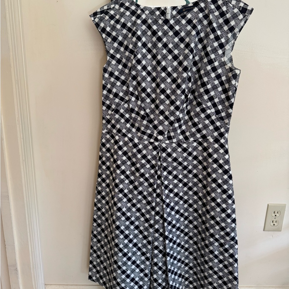 NWOT Brooks Brothers Black and White Pleated Midi Dress